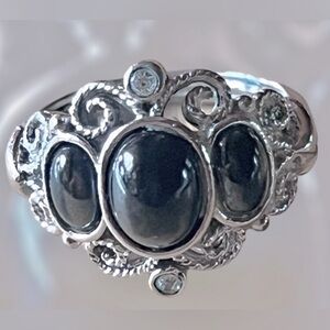 1972 Avon Midnight Splendor Black Stone & Silver Tone Adjustable Ring 5.5-6.5